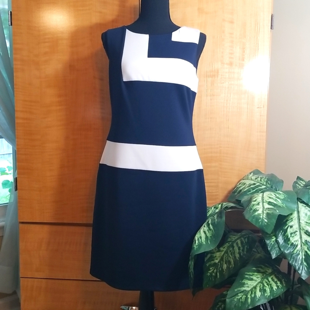 Dark navy blue and white dress size 6